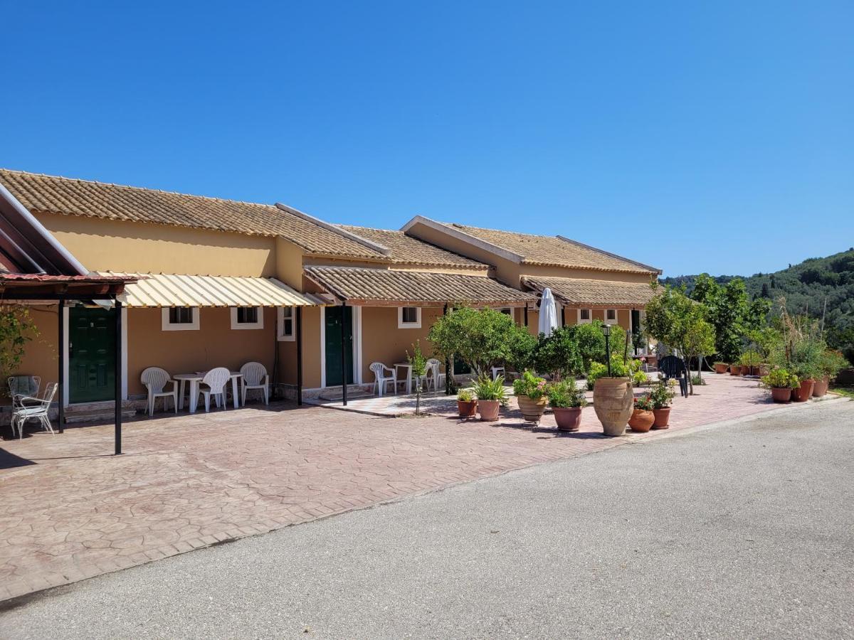Gardenos Hotel Vitaládes Exterior foto