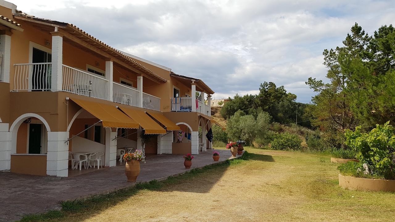Gardenos Hotel Vitaládes Exterior foto