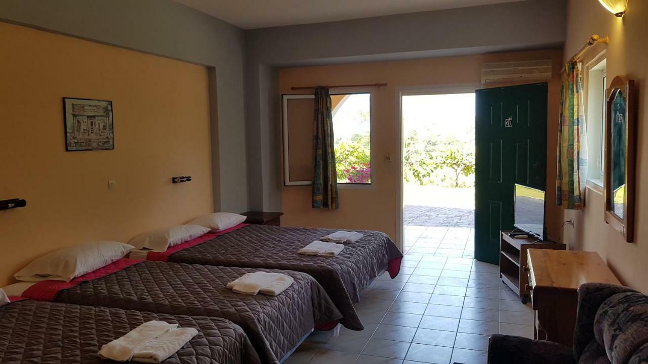 Gardenos Hotel Vitaládes Exterior foto