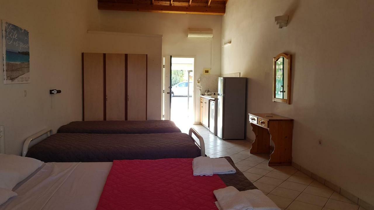Gardenos Hotel Vitaládes Exterior foto